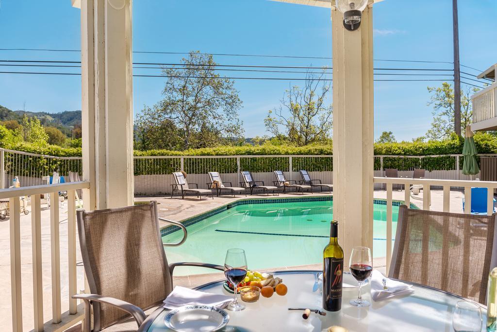 Upvalley Inn & Hot Springs, Ascend Hotel Collection Calistoga Exterior photo