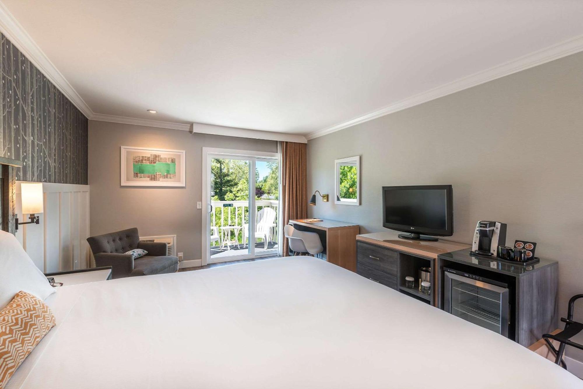 Upvalley Inn & Hot Springs, Ascend Hotel Collection Calistoga Exterior photo