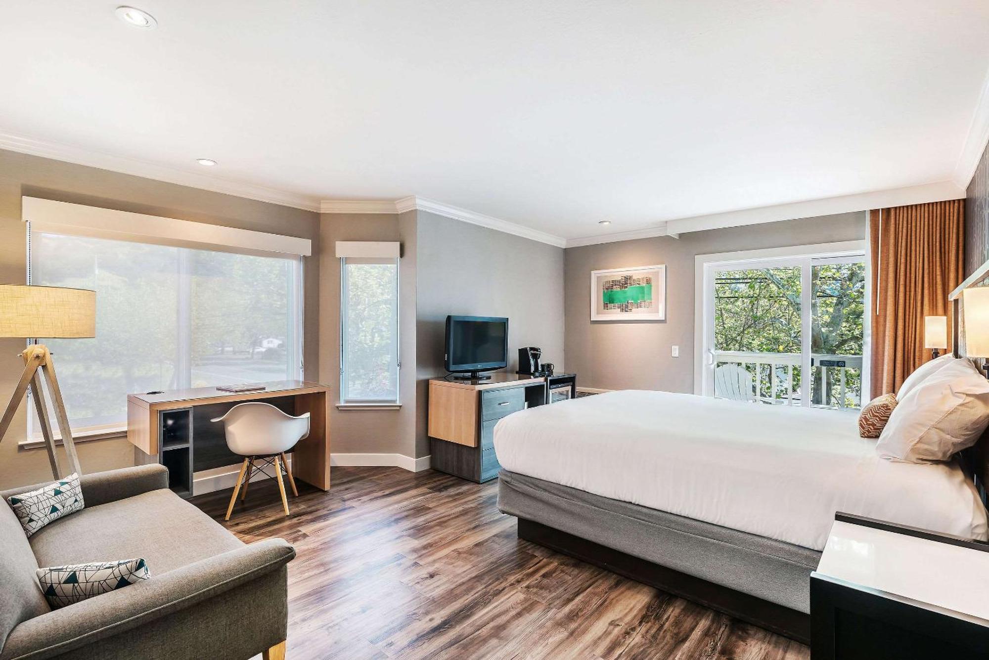 Upvalley Inn & Hot Springs, Ascend Hotel Collection Calistoga Exterior photo
